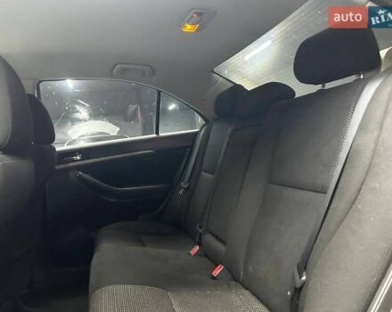 Бежевый Тойота Авенсис, объемом двигателя 1.8 л и пробегом 183 тыс. км за 5500 $, фото 10 на Automoto.ua