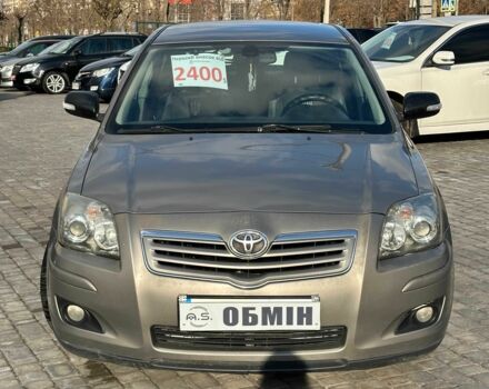 Бежевый Тойота Авенсис, объемом двигателя 2.2 л и пробегом 234 тыс. км за 6400 $, фото 1 на Automoto.ua