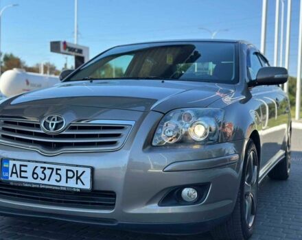 Бежевий Тойота Авенсіс, об'ємом двигуна 1.8 л та пробігом 258 тис. км за 6500 $, фото 2 на Automoto.ua