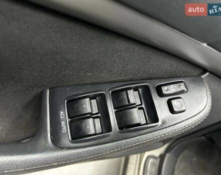 Бежевый Тойота Авенсис, объемом двигателя 1.8 л и пробегом 183 тыс. км за 5500 $, фото 7 на Automoto.ua