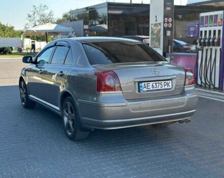 Бежевий Тойота Авенсіс, об'ємом двигуна 1.8 л та пробігом 258 тис. км за 6500 $, фото 5 на Automoto.ua