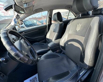 Бежевый Тойота Авенсис, объемом двигателя 2.2 л и пробегом 234 тыс. км за 6400 $, фото 5 на Automoto.ua