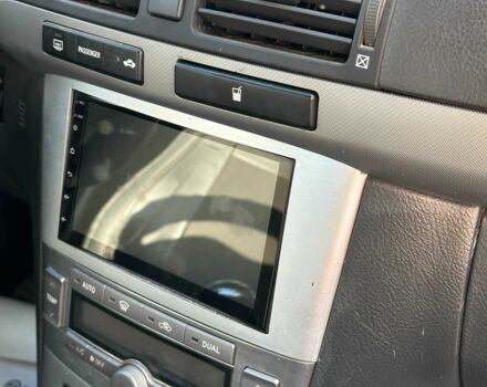 Бежевый Тойота Авенсис, объемом двигателя 2.2 л и пробегом 234 тыс. км за 6400 $, фото 4 на Automoto.ua