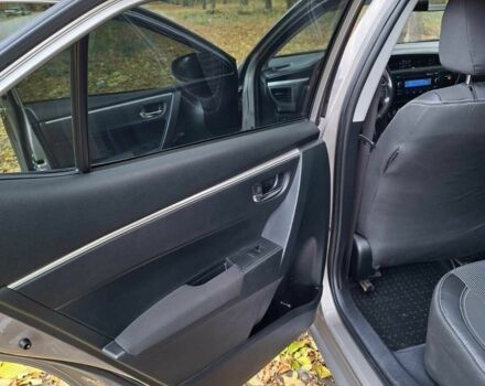 Бежевый Тойота Авенсис, объемом двигателя 1.3 л и пробегом 213 тыс. км за 11000 $, фото 7 на Automoto.ua