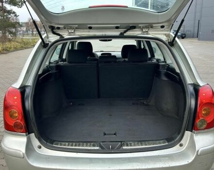 Бежевий Тойота Авенсіс, об'ємом двигуна 2 л та пробігом 1 тис. км за 2500 $, фото 6 на Automoto.ua