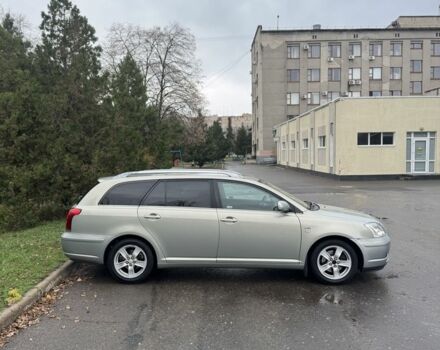 Бежевый Тойота Авенсис, объемом двигателя 0 л и пробегом 250 тыс. км за 3150 $, фото 4 на Automoto.ua