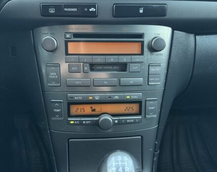 Бежевый Тойота Авенсис, объемом двигателя 2 л и пробегом 250 тыс. км за 2850 $, фото 14 на Automoto.ua