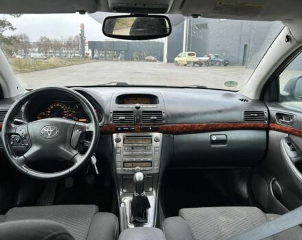 Бежевий Тойота Авенсіс, об'ємом двигуна 2 л та пробігом 1 тис. км за 2500 $, фото 2 на Automoto.ua