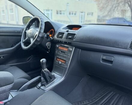 Бежевый Тойота Авенсис, объемом двигателя 2 л и пробегом 250 тыс. км за 2850 $, фото 16 на Automoto.ua