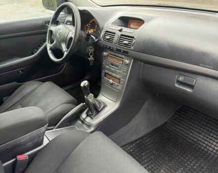 Бежевый Тойота Авенсис, объемом двигателя 0 л и пробегом 250 тыс. км за 3150 $, фото 17 на Automoto.ua