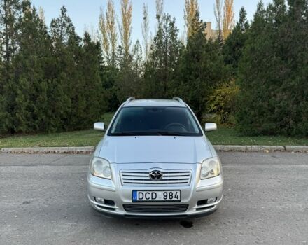 Бежевый Тойота Авенсис, объемом двигателя 2 л и пробегом 250 тыс. км за 2850 $, фото 1 на Automoto.ua