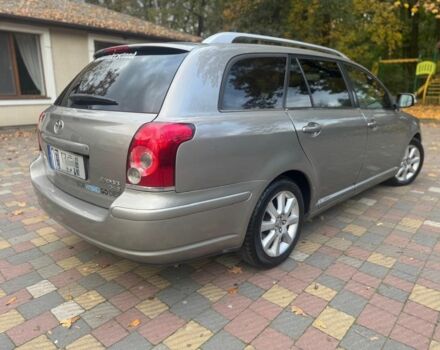 Бежевый Тойота Авенсис, объемом двигателя 2 л и пробегом 300 тыс. км за 2450 $, фото 2 на Automoto.ua