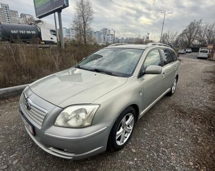 Бежевий Тойота Авенсіс, об'ємом двигуна 2 л та пробігом 200 тис. км за 2850 $, фото 2 на Automoto.ua