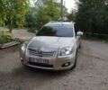 Бежевый Тойота Авенсис, объемом двигателя 2 л и пробегом 240 тыс. км за 6800 $, фото 1 на Automoto.ua