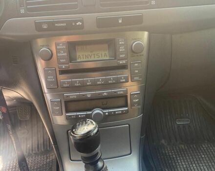 Бежевий Тойота Авенсіс, об'ємом двигуна 2 л та пробігом 363 тис. км за 3000 $, фото 13 на Automoto.ua