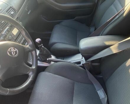 Бежевий Тойота Авенсіс, об'ємом двигуна 2 л та пробігом 363 тис. км за 3000 $, фото 6 на Automoto.ua