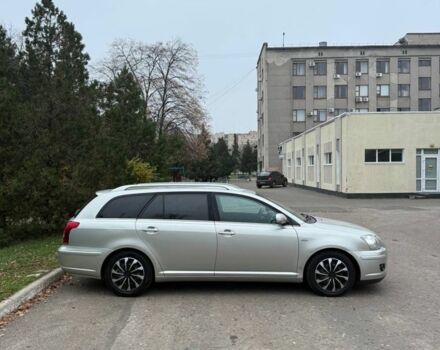 Бежевый Тойота Авенсис, объемом двигателя 2.2 л и пробегом 250 тыс. км за 3350 $, фото 3 на Automoto.ua