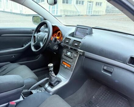 Бежевый Тойота Авенсис, объемом двигателя 2.2 л и пробегом 250 тыс. км за 3350 $, фото 16 на Automoto.ua