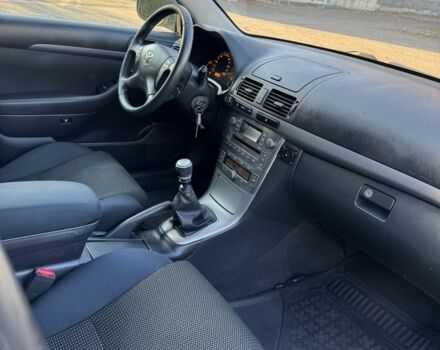 Бежевый Тойота Авенсис, объемом двигателя 2 л и пробегом 250 тыс. км за 3450 $, фото 16 на Automoto.ua