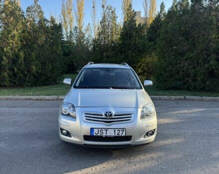 Бежевый Тойота Авенсис, объемом двигателя 2 л и пробегом 250 тыс. км за 3450 $, фото 1 на Automoto.ua