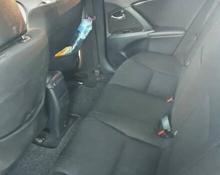 Бежевый Тойота Авенсис, объемом двигателя 2 л и пробегом 290 тыс. км за 8200 $, фото 7 на Automoto.ua