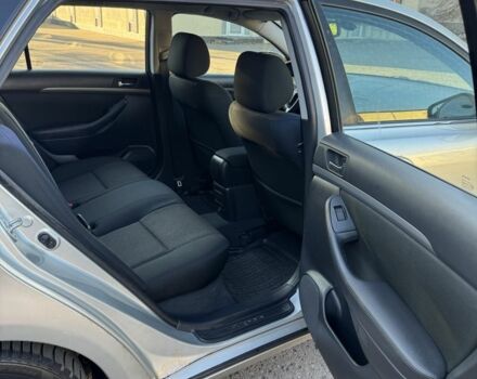 Бежевый Тойота Авенсис, объемом двигателя 2 л и пробегом 250 тыс. км за 3450 $, фото 17 на Automoto.ua