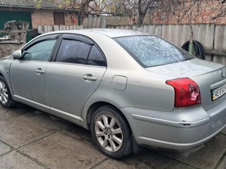 Бежевый Тойота Авенсис, объемом двигателя 2 л и пробегом 330 тыс. км за 2000 $, фото 1 на Automoto.ua