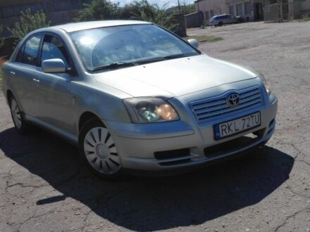 Бежевый Тойота Авенсис, объемом двигателя 2 л и пробегом 350 тыс. км за 2150 $, фото 1 на Automoto.ua