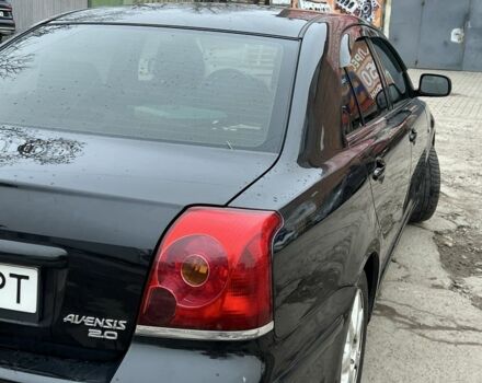 Черный Тойота Авенсис, объемом двигателя 2 л и пробегом 363 тыс. км за 4500 $, фото 2 на Automoto.ua