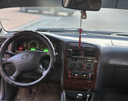 Черный Тойота Авенсис, объемом двигателя 2 л и пробегом 461 тыс. км за 3500 $, фото 7 на Automoto.ua