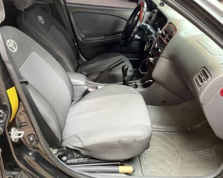Черный Тойота Авенсис, объемом двигателя 2 л и пробегом 461 тыс. км за 3500 $, фото 12 на Automoto.ua