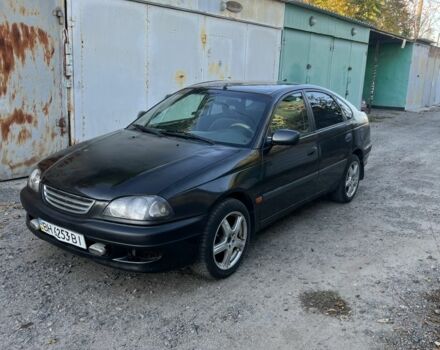 Чорний Тойота Авенсіс, об'ємом двигуна 1.6 л та пробігом 256 тис. км за 2450 $, фото 1 на Automoto.ua