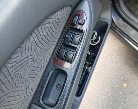 Чорний Тойота Авенсіс, об'ємом двигуна 1.76 л та пробігом 330 тис. км за 3550 $, фото 3 на Automoto.ua