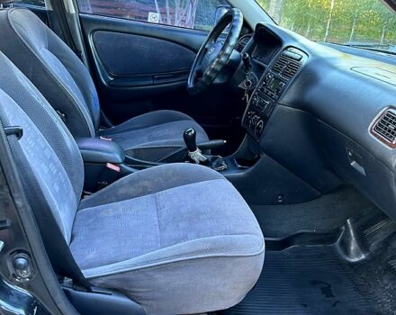 Черный Тойота Авенсис, объемом двигателя 2 л и пробегом 255 тыс. км за 3150 $, фото 7 на Automoto.ua