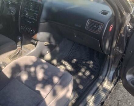 Черный Тойота Авенсис, объемом двигателя 2 л и пробегом 300 тыс. км за 3600 $, фото 3 на Automoto.ua