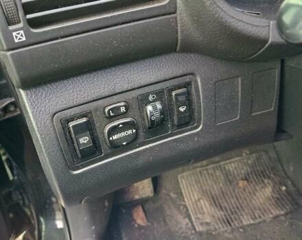 Черный Тойота Авенсис, объемом двигателя 1.79 л и пробегом 181 тыс. км за 4500 $, фото 5 на Automoto.ua