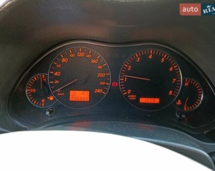 Черный Тойота Авенсис, объемом двигателя 1.8 л и пробегом 240 тыс. км за 6000 $, фото 4 на Automoto.ua