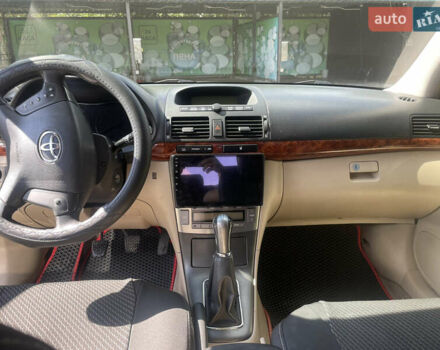 Чорний Тойота Авенсіс, об'ємом двигуна 2 л та пробігом 400 тис. км за 6200 $, фото 7 на Automoto.ua