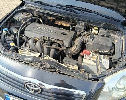 Чорний Тойота Авенсіс, об'ємом двигуна 1.8 л та пробігом 279 тис. км за 6000 $, фото 21 на Automoto.ua