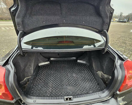 Чорний Тойота Авенсіс, об'ємом двигуна 2 л та пробігом 264 тис. км за 4450 $, фото 4 на Automoto.ua