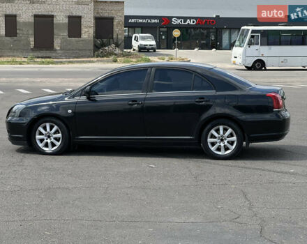 Чорний Тойота Авенсіс, об'ємом двигуна 1.8 л та пробігом 220 тис. км за 5699 $, фото 7 на Automoto.ua
