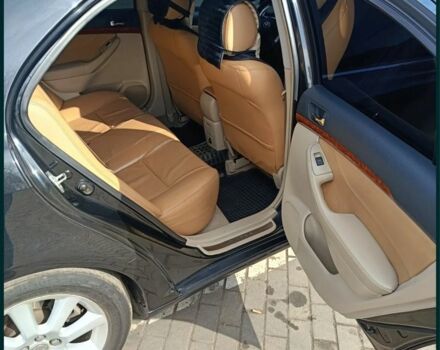 Черный Тойота Авенсис, объемом двигателя 1.8 л и пробегом 282 тыс. км за 6300 $, фото 5 на Automoto.ua