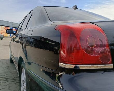 Чорний Тойота Авенсіс, об'ємом двигуна 1.8 л та пробігом 279 тис. км за 6000 $, фото 10 на Automoto.ua