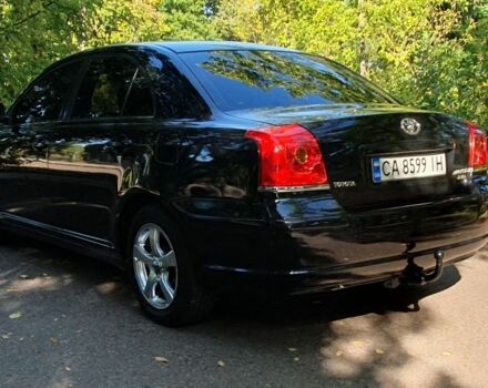 Черный Тойота Авенсис, объемом двигателя 2 л и пробегом 221 тыс. км за 5500 $, фото 3 на Automoto.ua