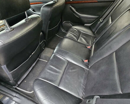 Чорний Тойота Авенсіс, об'ємом двигуна 2 л та пробігом 264 тис. км за 4450 $, фото 5 на Automoto.ua