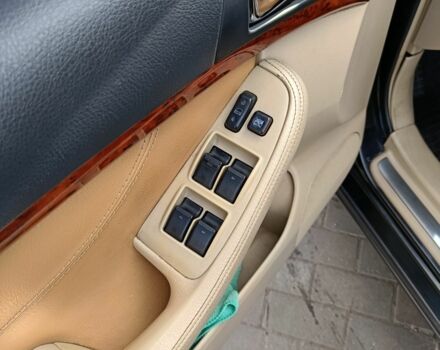 Чорний Тойота Авенсіс, об'ємом двигуна 1.8 л та пробігом 279 тис. км за 6000 $, фото 14 на Automoto.ua