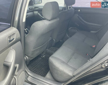 Черный Тойота Авенсис, объемом двигателя 1.8 л и пробегом 451 тыс. км за 4900 $, фото 1 на Automoto.ua