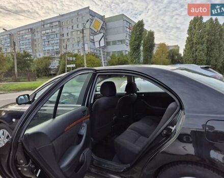 Черный Тойота Авенсис, объемом двигателя 2.36 л и пробегом 225 тыс. км за 5850 $, фото 7 на Automoto.ua