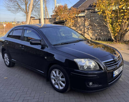 Черный Тойота Авенсис, объемом двигателя 1.8 л и пробегом 273 тыс. км за 5500 $, фото 1 на Automoto.ua
