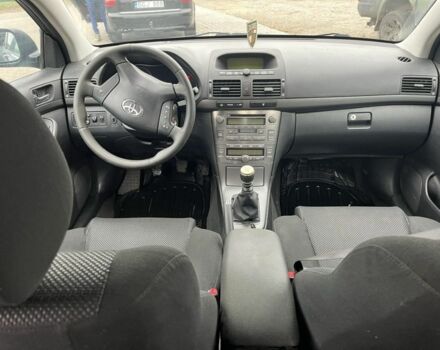 Чорний Тойота Авенсіс, об'ємом двигуна 0 л та пробігом 300 тис. км за 2700 $, фото 2 на Automoto.ua